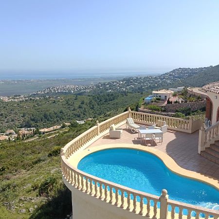 Villa Cristal Ráfol de Almunia 外观 照片